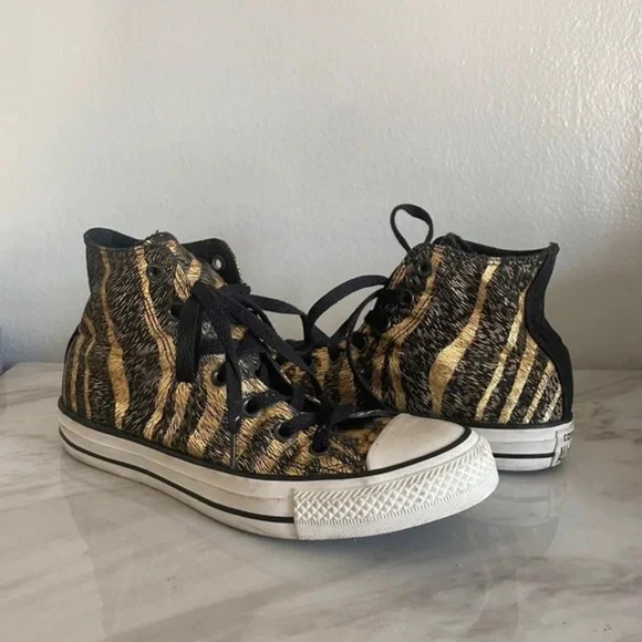 Converse Black and Gold High-Top Sneakers - Picture 5 of 5